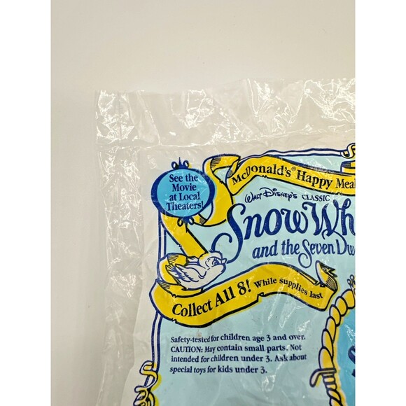 Disney 1992 McDonald’s Happy Meal Toy – Snow White Sleepy Dwarf (Sealed) - Picture 4 of 9